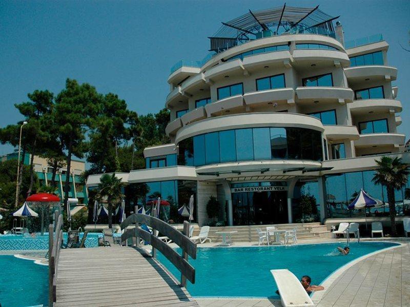 Hotel Vela 4*